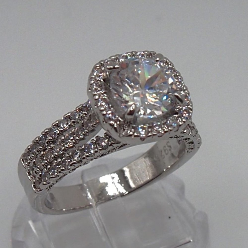 Ladies 2.50ctw  Halo Bridal Diamond Ring, 18K White Gold - Picture 5 of 15